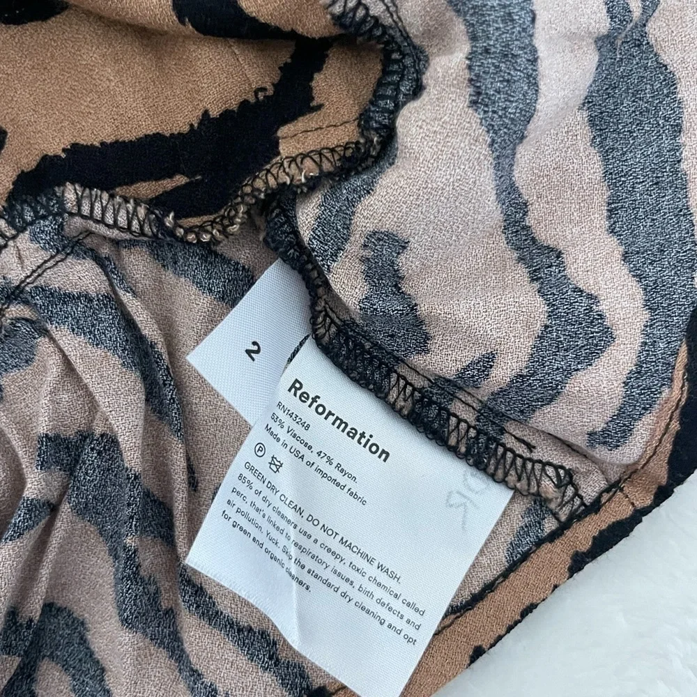 Reformation puff chic